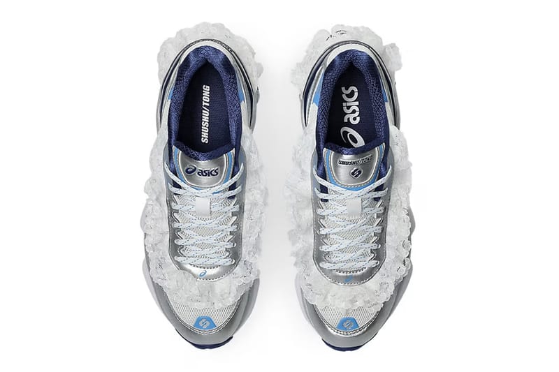 The Supreme x Nike SB Dunk Low Leads This Week's Best Footwear Drops