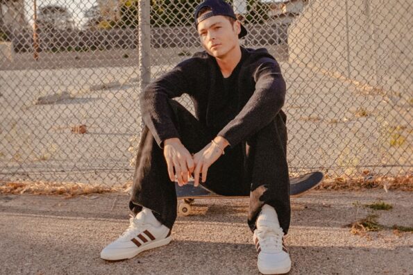 https%3A%2F%2Fhypebeast.com%2Fimage%2F2025%2F09%2F17%2Fskater-zach-saraceno-adidas-tyshawn-jones-ii-colorway-interview-0.jpg