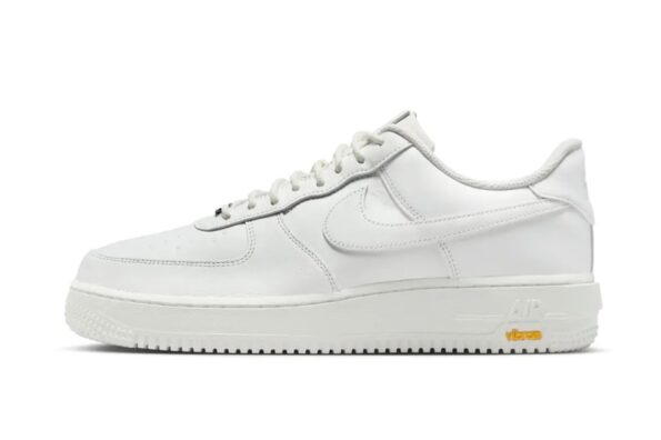 https%3A%2F%2Fhypebeast.com%2Fimage%2F2025%2F09%2F19%2Fvibram-nike-air-force-1-low-summit-white-HV5953-100-release-info-000.jpg