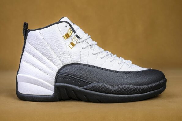 https%3A%2F%2Fhypebeast.com%2Fimage%2F2025%2F09%2F23%2Fair-jordan-12-taxi-ct8013-117-release-date-0.jpg