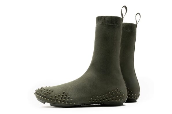https%3A%2F%2Fhypebeast.com%2Fimage%2F2025%2F09%2F23%2Flouis-gabriel-nouchi-puma-sleek-mostro-sock-release-date-info-0.jpg