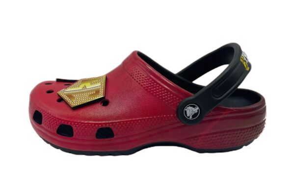 https%3A%2F%2Fhypebeast.com%2Fimage%2F2025%2F09%2F24%2Fkai-cenat-crocs-classic-clog-mafiathon-3-release-info-000.jpg