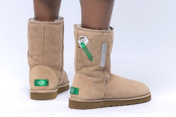 https%3A%2F%2Fhypebeast.com%2Fimage%2F2025%2F09%2F25%2Fugg-x-hidden-nyc-scavenger-hunt-classic-boot-info-0.jpg