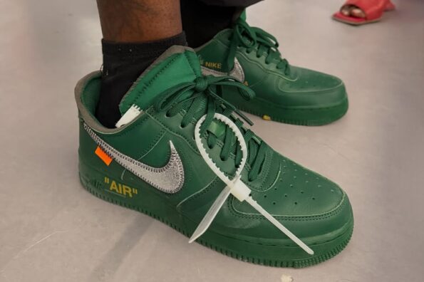 https%3A%2F%2Fhypebeast.com%2Fimage%2F2025%2F09%2F30%2Fvirgil-abloh-archive-nike-air-force-1-low-green-release-0.jpg