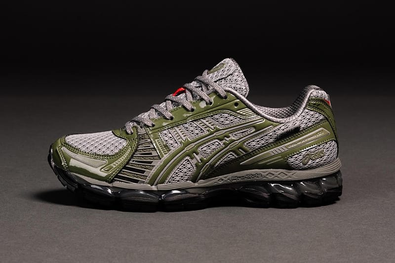 Best Sneaker Releases October 2025 Week 1 Air Afrique Nike Air Max RK61 POST ARCHIVE FACTION On Cloudmonster Hyper A$AP Rocky PUMA Inhale Mostro Mostro Gabbia Aminé New Balance ABZORB 2000 Biblioteca Nike LeBron 23 Miami Twice Up There ASICS GEL-KAYANO 12.1 Natsukashii Song for the Mute adidas Adizero PR Taekwondo Mei WTAPS New Balance ABZORB 2010 Jordan Tatum 4 St. Louis Pharrell Williams adidas VIRGINIA Adistar Jellyfish Green Grey
