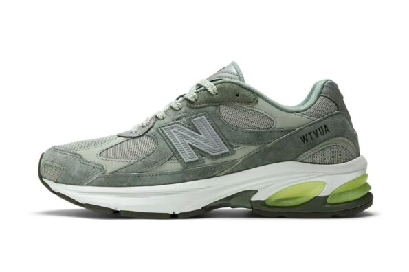 https%3A%2F%2Fhypebeast.com%2Fimage%2F2025%2F10%2F01%2Fwtaps-new-balance-abzorb-2010-u2010wt-release-info-000.jpg