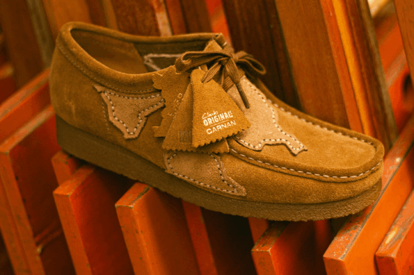 https%3A%2F%2Fhypebeast.com%2Fimage%2F2025%2F10%2F14%2Fclarks-originals-carnan-brazilian-collaboration-release-info-0.png