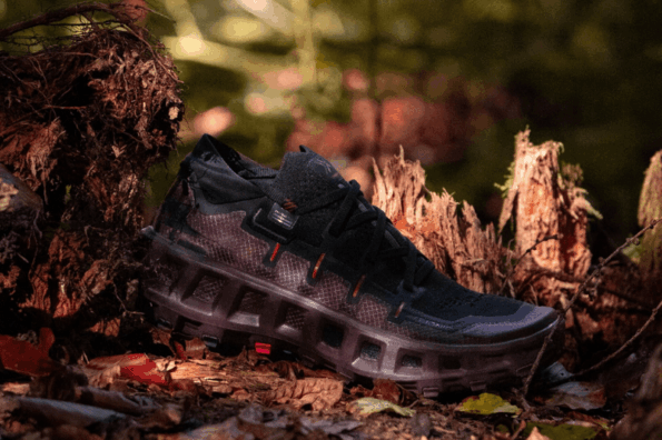 https%3A%2F%2Fhypebeast.com%2Fimage%2F2025%2F10%2F20%2Fx-bionic-drops-oxide-red-terraskin-x01-info-00.png