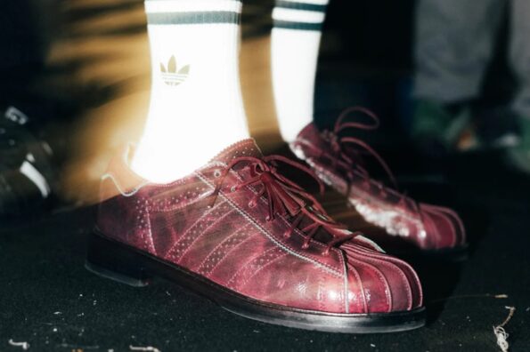 https%3A%2F%2Fhypebeast.com%2Fimage%2F2025%2F10%2F21%2Fclot-edison-chen-adidas-dress-superstar-new-collab-metallic-silver-release-info-0.jpg