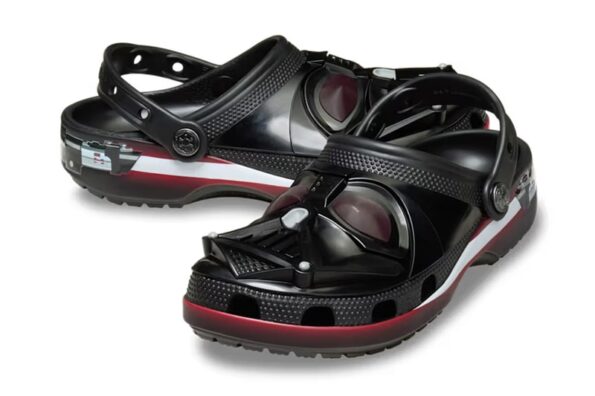 https%3A%2F%2Fhypebeast.com%2Fimage%2F2025%2F10%2F23%2Fstar-wars-crocs-classic-clog-darth-vader-211774-90H-release-info-00.jpg