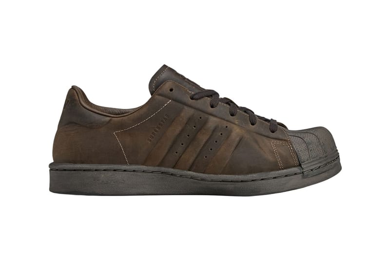Best Sneaker Releases November 2025 Week 2 Air Jordan 11 Pearl Miaou adidas Elite Mei Boot Vaquera Converse XHi XXXHi Slouch Wedge Caitlin Clark Nike Kobe 6 Protro Light Armory Blue New Balance MADE in USA 997 Dried Apricot AVAVAV adidas Moonrubber Megaride Superstar Vacuum NIGO Nike Air Force 3 Low Kintsugi Pack CLOT adidas Pro Model Nike Shox Z Iridescent Air Jordan 1 Low OG Chicago