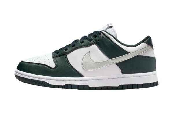 https%3A%2F%2Fhypebeast.com%2Fimage%2F2025%2F11%2F05%2FNike-Dunk-Low-Seaweed-metallic-silver-IO7450-364-Release-Info-0.jpg