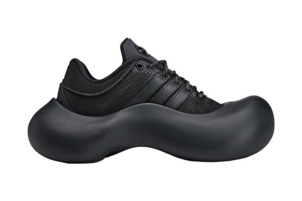 https%3A%2F%2Fhypebeast.com%2Fimage%2F2025%2F11%2F09%2Favavav-adidas-holiday-2025-collection-moonrubber-megaride-core-black-grey-one-jr4371-hq4998-superstar-vacuum-supplier-color-jr9458-jr4280-release-info-000.jpg