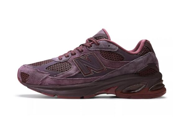 https%3A%2F%2Fhypebeast.com%2Fimage%2F2025%2F11%2F20%2Frich-paul-new-balance-2010-plum-brown-U2010RP1-release-info-000.jpg