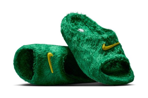 https%3A%2F%2Fhypebeast.com%2Fimage%2F2025%2F12%2F11%2Fdotswoosh-nike-reactx-rejuven8-slide-touch-grass-pack-info-0.jpg