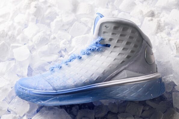 https%3A%2F%2Fhypebeast.com%2Fimage%2F2025%2F12%2F23%2Fbest-sneaker-releases-december-2025-week-4-nike-clarks-0.jpg