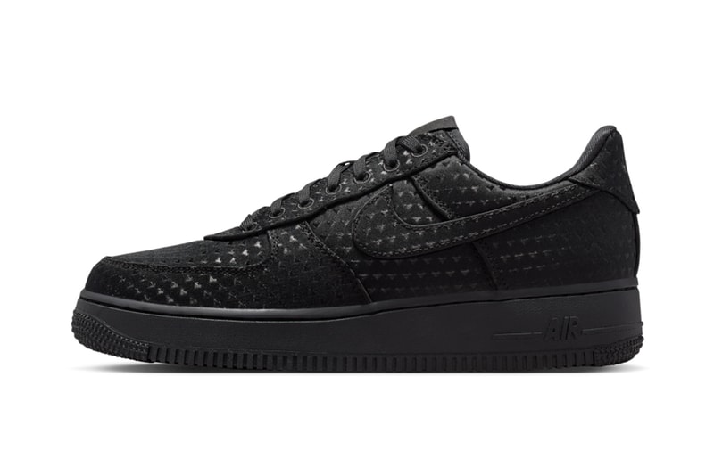 https%3A%2F%2Fhypebeast.com%2Fimage%2F2025%2F12%2F23%2Fnike-air-force-1-triple-black-valentines-day-IQ9965-001-release-info-000.jpg