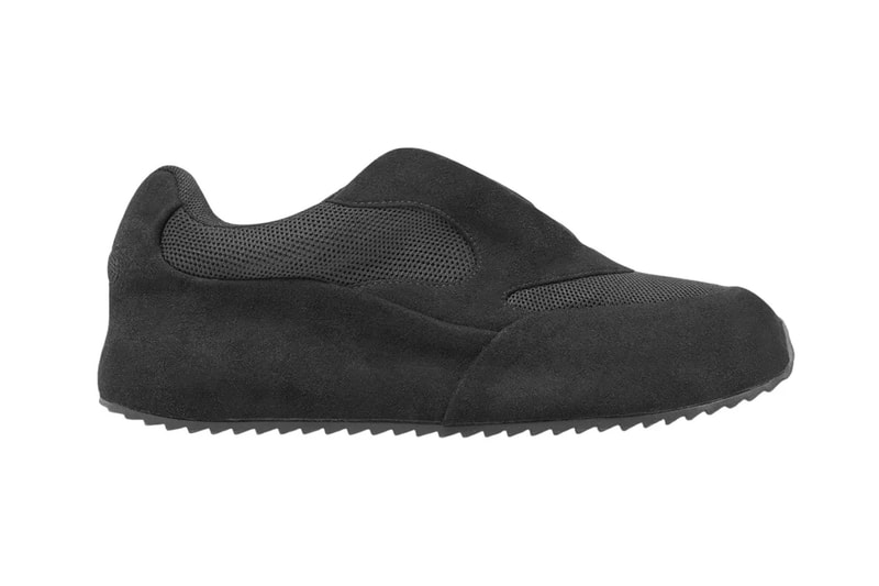 https%3A%2F%2Fhypebeast.com%2Fimage%2F2025%2F12%2F27%2Fyeezy-bl-01-bully-release-info-000.jpg