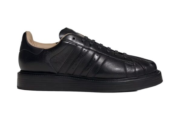 https%3A%2F%2Fhypebeast.com%2Fimage%2F2026%2F01%2F02%2Fadidas-Superstar-Lux-Made-in-Italy-IH4681-Release-Info-0.jpg