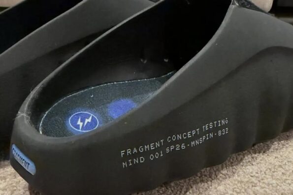 https%3A%2F%2Fhypebeast.com%2Fimage%2F2026%2F01%2F11%2Fhiroshi-fujiwara-fragment-design-concept-nike-mind-001-collaboration-teaser-000.jpg