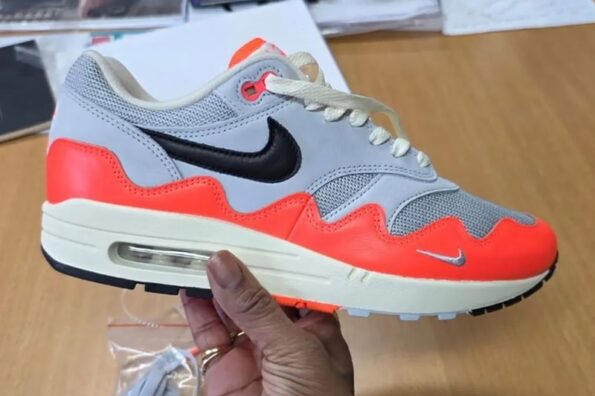 https%3A%2F%2Fhypebeast.com%2Fimage%2F2026%2F01%2F15%2Fpatta-nike-air-max-1-87-waves-pack-ii7055-100-first-look-release-info-000.jpg