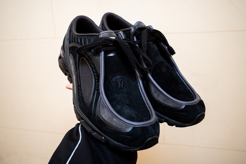 https%3A%2F%2Fhypebeast.com%2Fimage%2F2026%2F01%2F27%2Fcomme-des-garcons-homme-new-balance-u1890a-black-charcoal-beige-orange-exclusive-closer-look-000.jpg