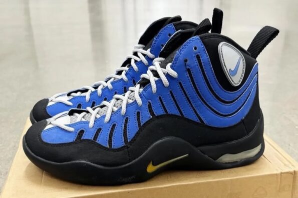 https%3A%2F%2Fhypebeast.com%2Fimage%2F2026%2F01%2F28%2Fnike-air-bakin-varsity-royal-holiday-2026-release-info-000.jpg