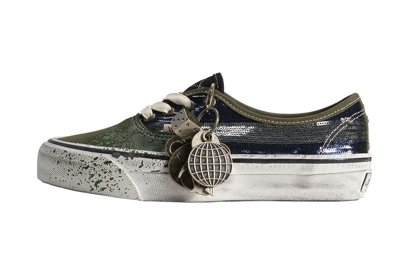https%3A%2F%2Fhypebeast.com%2Fimage%2F2026%2F01%2F29%2Fvans-authentic-premium-charms-pack-green-blue-vn000db824o-black-white-vn000db8mcg-red-navy-vn000db8z11-release-info-000.jpg
