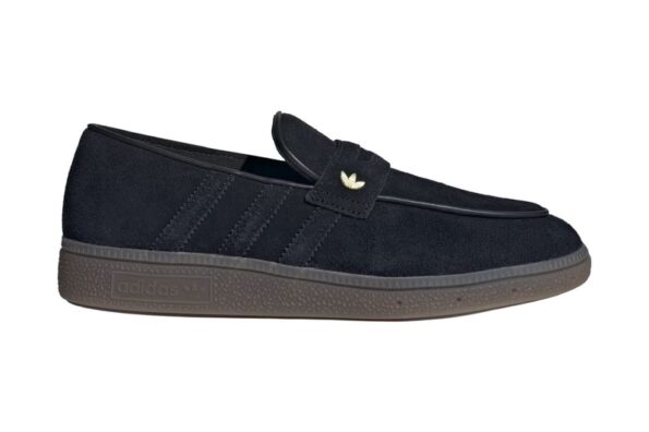 https%3A%2F%2Fhypebeast.com%2Fimage%2F2026%2F02%2F03%2Fadidas-Handball-Spezial-Loafer-Magic-Beige-Wonder-White-Black-KJ0639-KJ0640-KJ0641-release-info-0.jpg