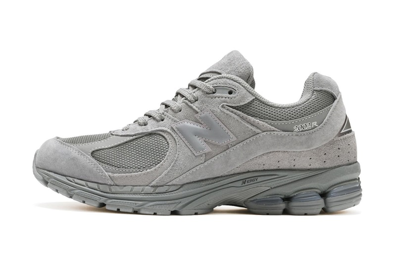 https%3A%2F%2Fhypebeast.com%2Fimage%2F2026%2F02%2F05%2Fnew-balance-2002r-slate-grey-dark-silver-metallic-u20021o2-release-info-0.jpg