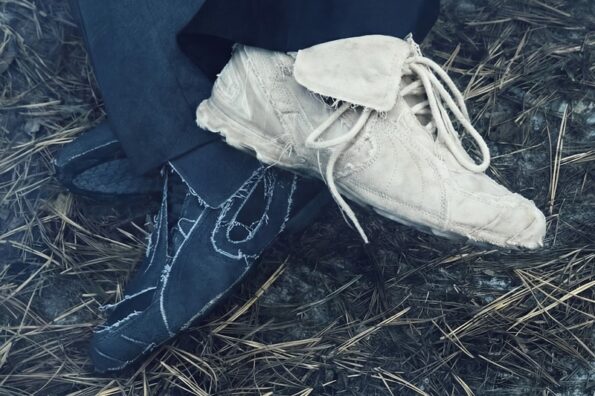https%3A%2F%2Fhypebeast.com%2Fimage%2F2026%2F02%2F24%2Fpuma-jiyongkim-debut-vs1-collaboration-release-info-000.jpg