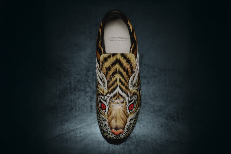 Best Sneaker Releases March 2026 Week 5 Vans Old Skool LX Archive Flame Pack Melitta Baumeister Nike Vomero Premium Pegasus Premium New Balance 5030 Magic Blue Electric Indigo Y-3 F50 TUNIT Beast Pack Versace Onitsuka Tiger Converse SHAI 001 Camo New Balance MADE in USA 993 Taro Team Red Virgil Abloh Archive Air Jordan 1 High OG fragment design Nike Air Liquid Max Pharrell adidas VIRGINIA Vario Flat Earther