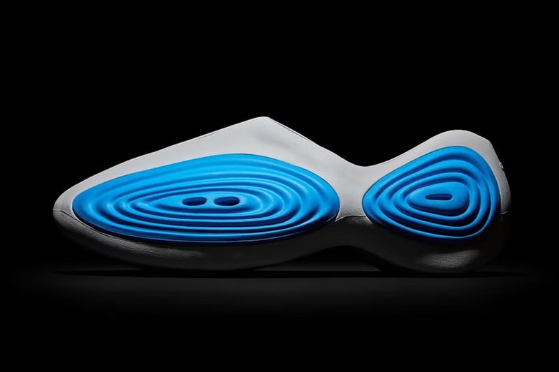 https%3A%2F%2Fhypebeast.com%2Fimage%2F2026%2F03%2F05%2Fcrocs-ripple-clog-moonlight-neon-ocean-213747-1bf-release-info-0.jpg
