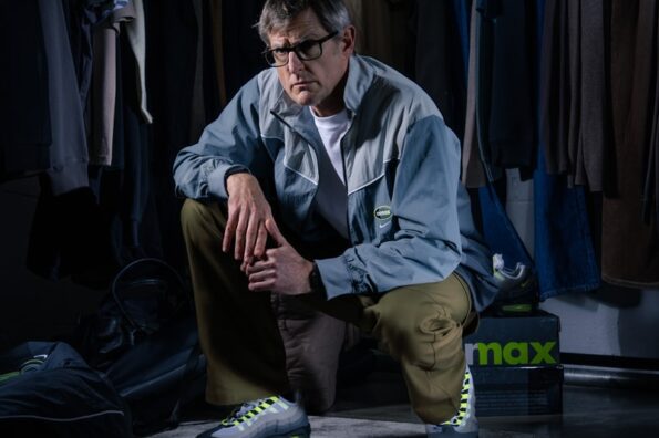 https%3A%2F%2Fhypebeast.com%2Fimage%2F2026%2F03%2F05%2Fjd-nike-air-max-95-og-neon-louis-theroux-campain-info-0.jpg