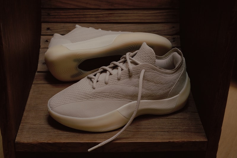 https%3A%2F%2Fhypebeast.com%2Fimage%2F2026%2F03%2F13%2Ffear-of-god-athletics-iii-basketball-beige-kj5967-release-0.jpg