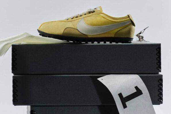 https%3A%2F%2Fhypebeast.com%2Fimage%2F2026%2F03%2F31%2FftNike-Moon-Shoe-Yellow-Navy-Triple-White-Release-Info.jpg