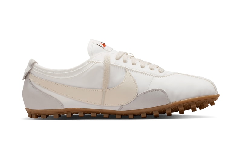 https%3A%2F%2Fhypebeast.com%2Fimage%2F2026%2F04%2F17%2FNike-Moon-Shoe-OG-Summit-White-IW0955-100-Official-Images-0.jpg